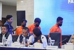 'bokep bejat sedarah di perkosa' Search .